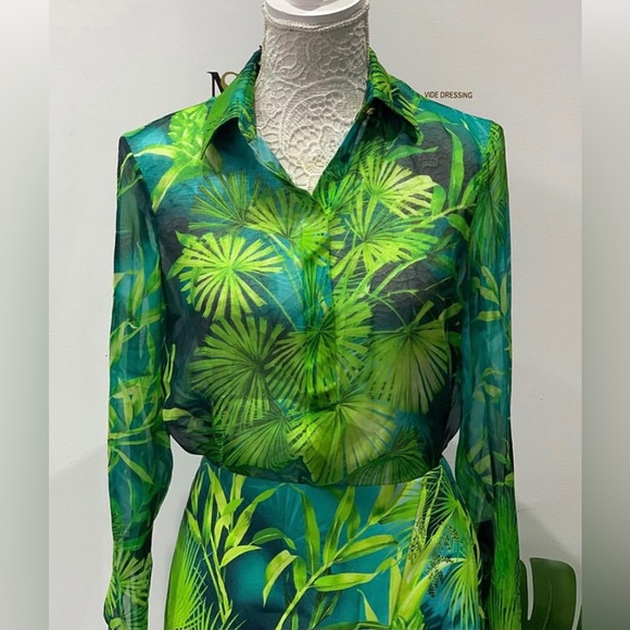 Versace jungle collection by jennifer lopez - Picture 2 of 6